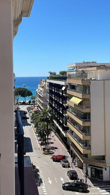 Vue Mer Le Montana Cannes Exteriör bild